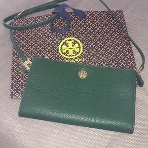 Tory Burch Brody Pebbled Wallet Crossbody